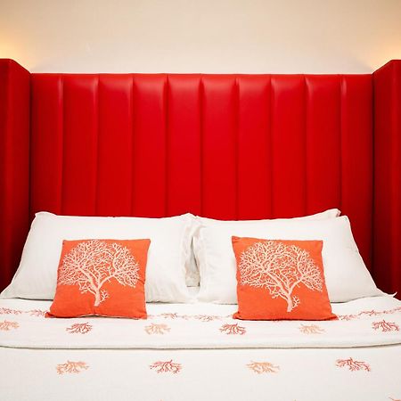 Onda Marina Suites Cagliari Exteriör bild