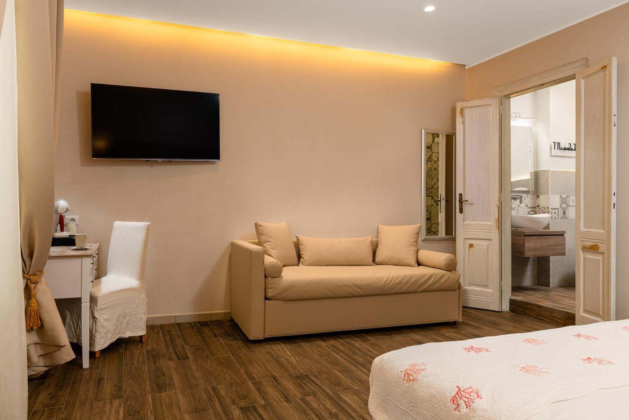 Onda Marina Suites Cagliari Exteriör bild